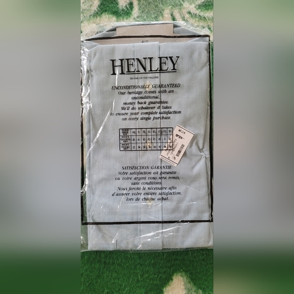 Deadstock Henley Short-Sleeved Button-Up - Picture 4 of 4